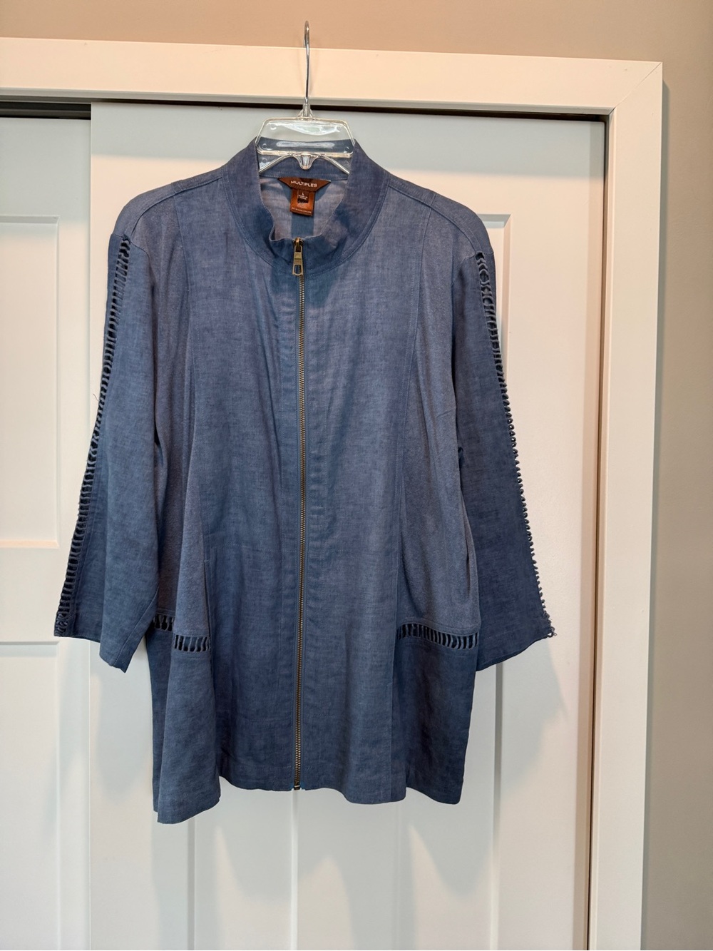 Multiples Blue Lightweight Zip-Front Jacket-size L-like new